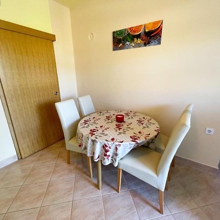 Apartmani Combaj Jadranovo Exterior foto