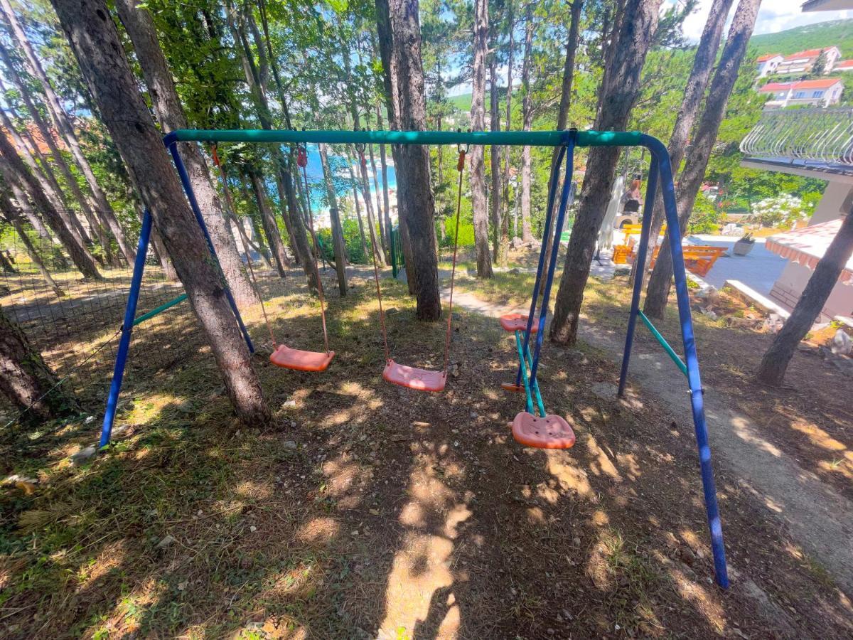 Apartmani Combaj Jadranovo Exterior foto