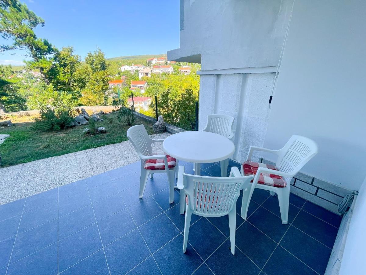 Apartmani Combaj Jadranovo Exterior foto